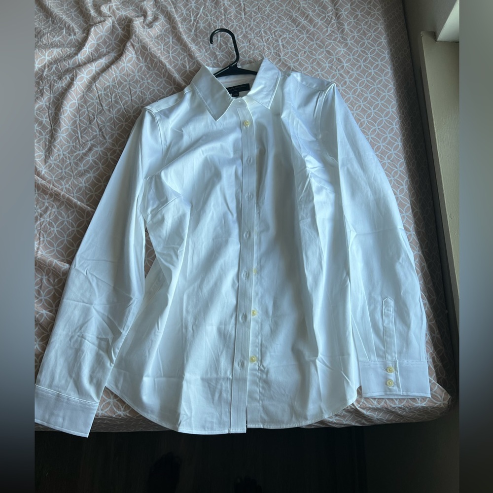 Banana Republic White tailored shirt